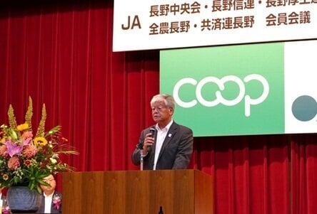 P1_写真②会長.jpg