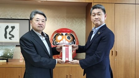 webP6上_世界最高米.jpg