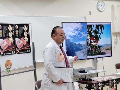 P9上_市田柿トップセールス③.jpg