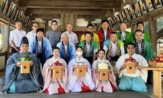 宗像大社へ長野県産農産物を奉納　九州で旬の味覚をPR