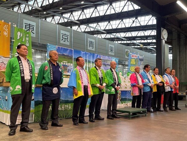 東京で南佐久野菜トップセールス