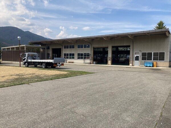 「堀金農機整備センター」開所