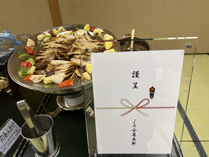 松本山雅FCのキャンプに信州ポークを提供