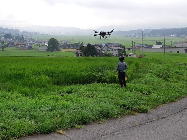 生産購買部 生産資材課の取組み～農業用ドローンによる農薬等の散布請負～