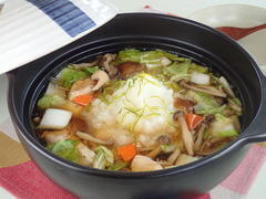 きのこと鶏肉のみぞれ鍋