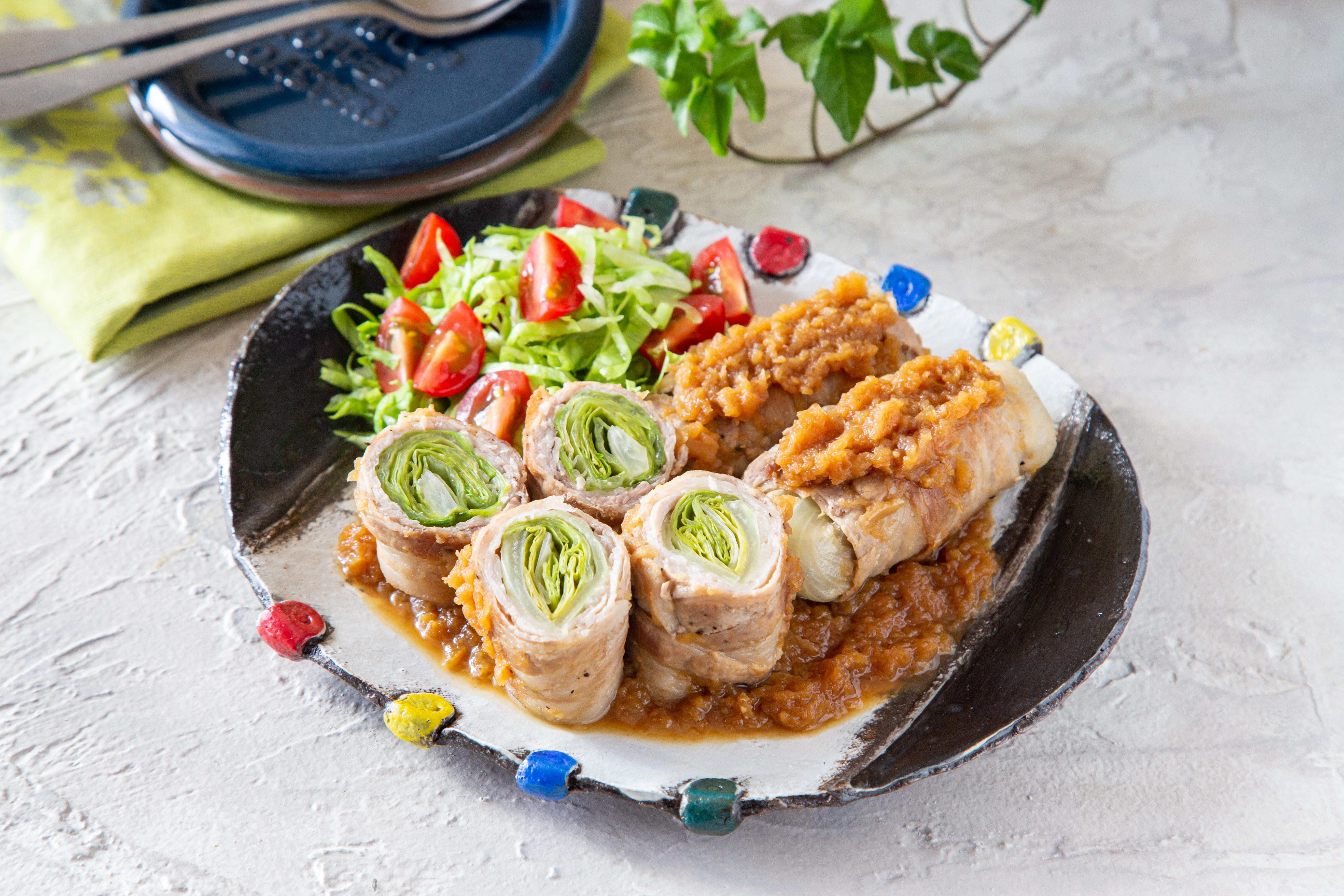 さっぱりりんごソースの肉巻きレタス