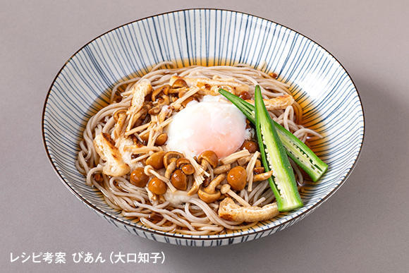 えのきたけとなめこのとろろそば